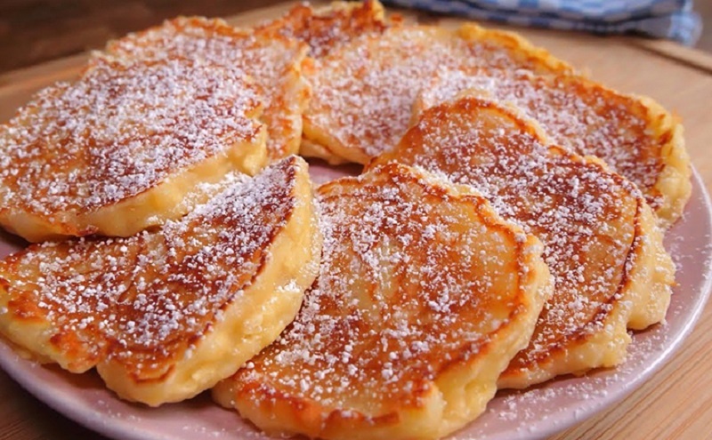 Воздушные яблочные оладьи: обновлённый рецепт классики на вашей кухне
