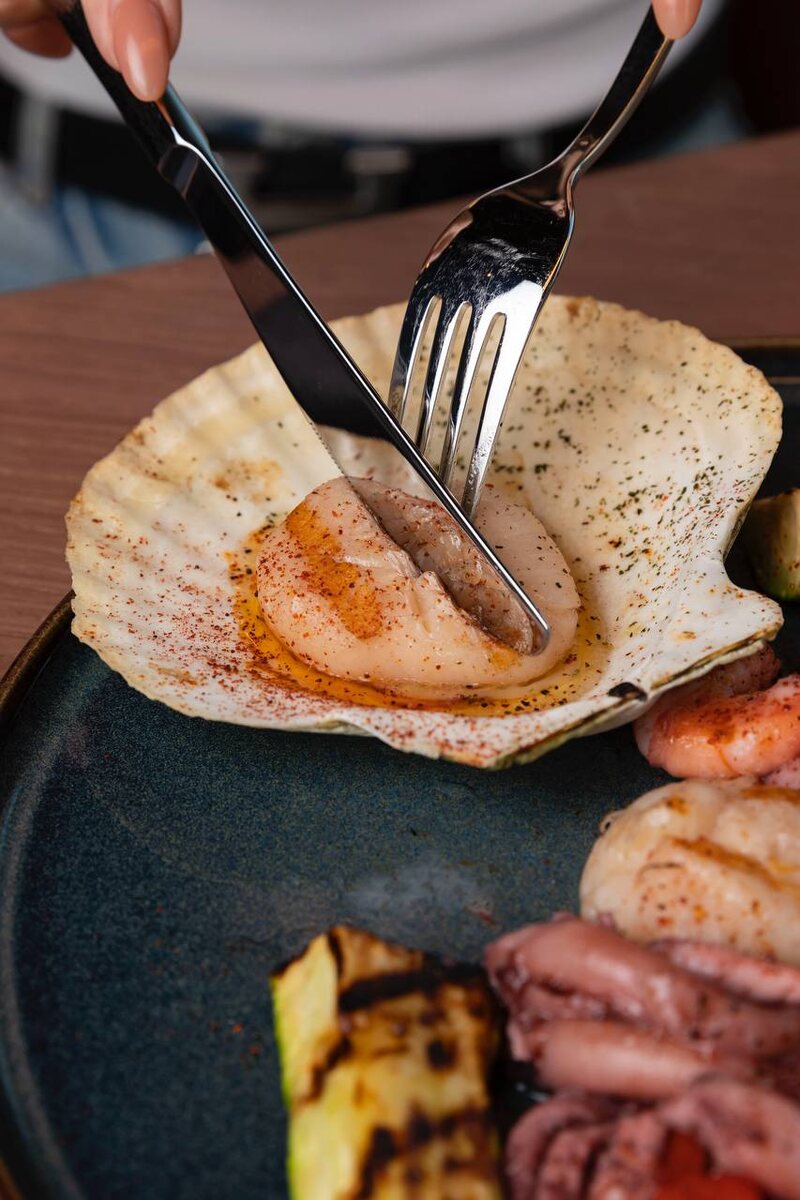 Гастрономическое путешествие на вашем столе: от рыбы до морепродуктов