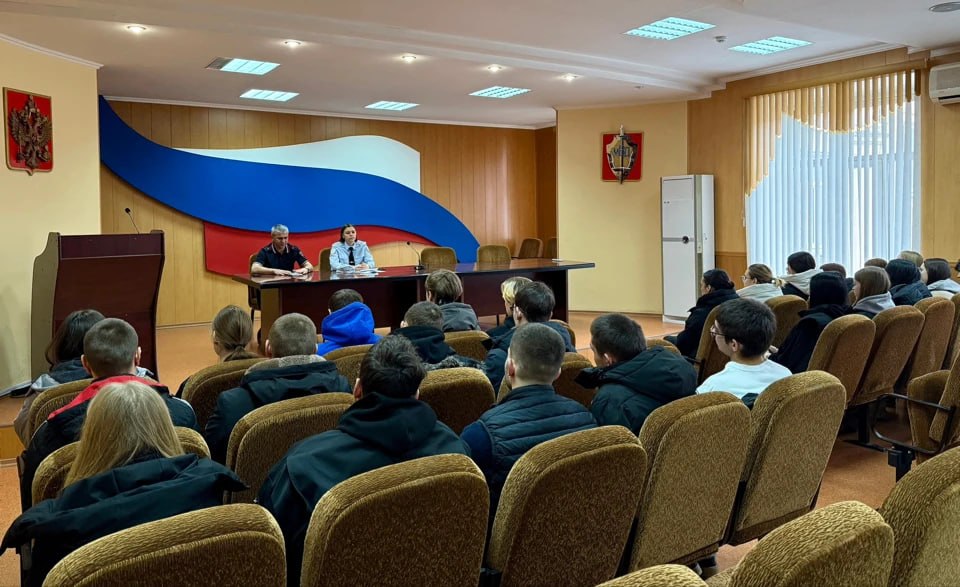 Полицейские Южного Урала провели масштабную профилактическую работу с молодежью: от «дропперства» до профориентации