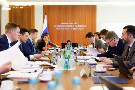 Повышение производительности труда позволит увеличить объемы выпуска продукции и удовлетворить потребность предприятий в кадрах