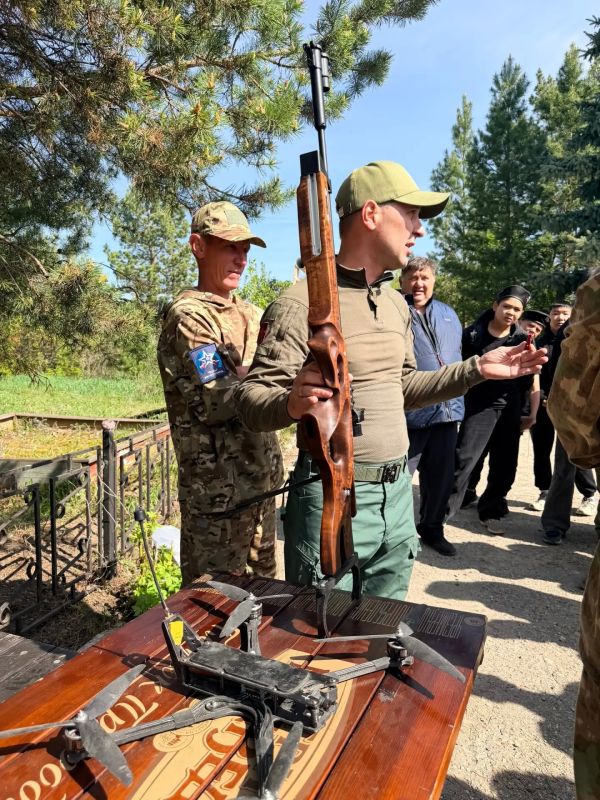 В Магнитогорске прошёл региональный этап VI Всероссийского военно-спортивного фестиваля имени А.В. Суворова В Магнитогорске прошёл региональный этап VI Всероссийского военно-спортивного фестиваля имени А.В. Суворова