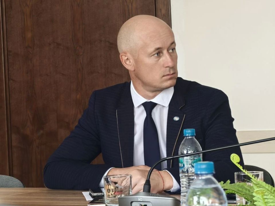 На комиссии по городскому хозяйству, строительству и экологии под председательством Дмитрия Куряева депутаты заслушали доклад о земляных работах в городе На комиссии по городскому хозяйству, строительству и экологии под председательством Дмитрия Куряева депутаты заслушали доклад о земляных работах в городе
