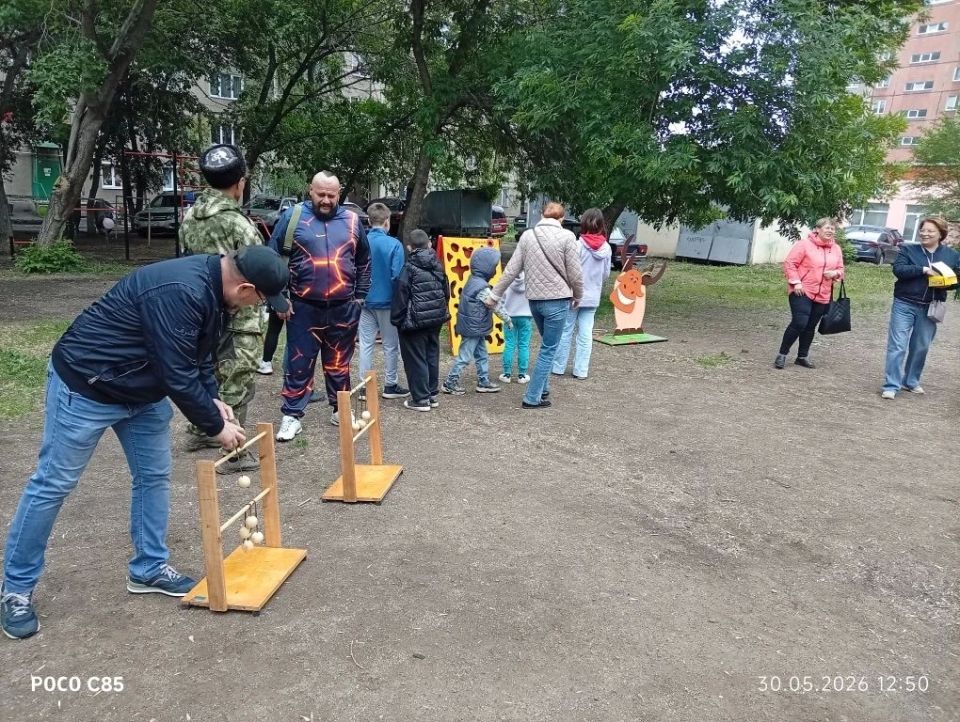 В депутатских округах Магнитогорска прошли праздники, посвящённые Дню защиты детей В депутатских округах Магнитогорска прошли праздники, посвящённые Дню защиты детей