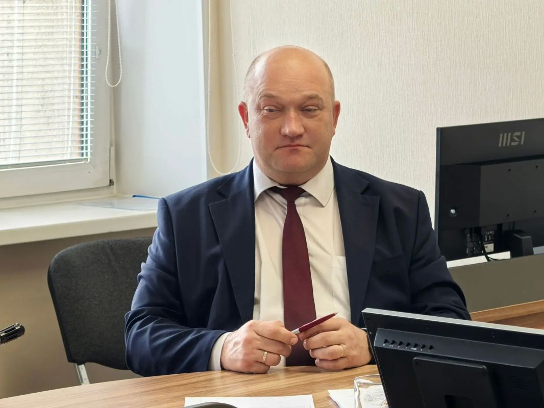 Сегодня на заседании комиссии по экономической политике и хозяйственному развитию под председательством Олега Ширяева депутаты обсудили развитие туризма в Магнитогорске Сегодня на заседании комиссии по экономической политике и хозяйственному развитию под председательством Олега Ширяева депутаты обсудили развитие туризма в Магнитогорске
