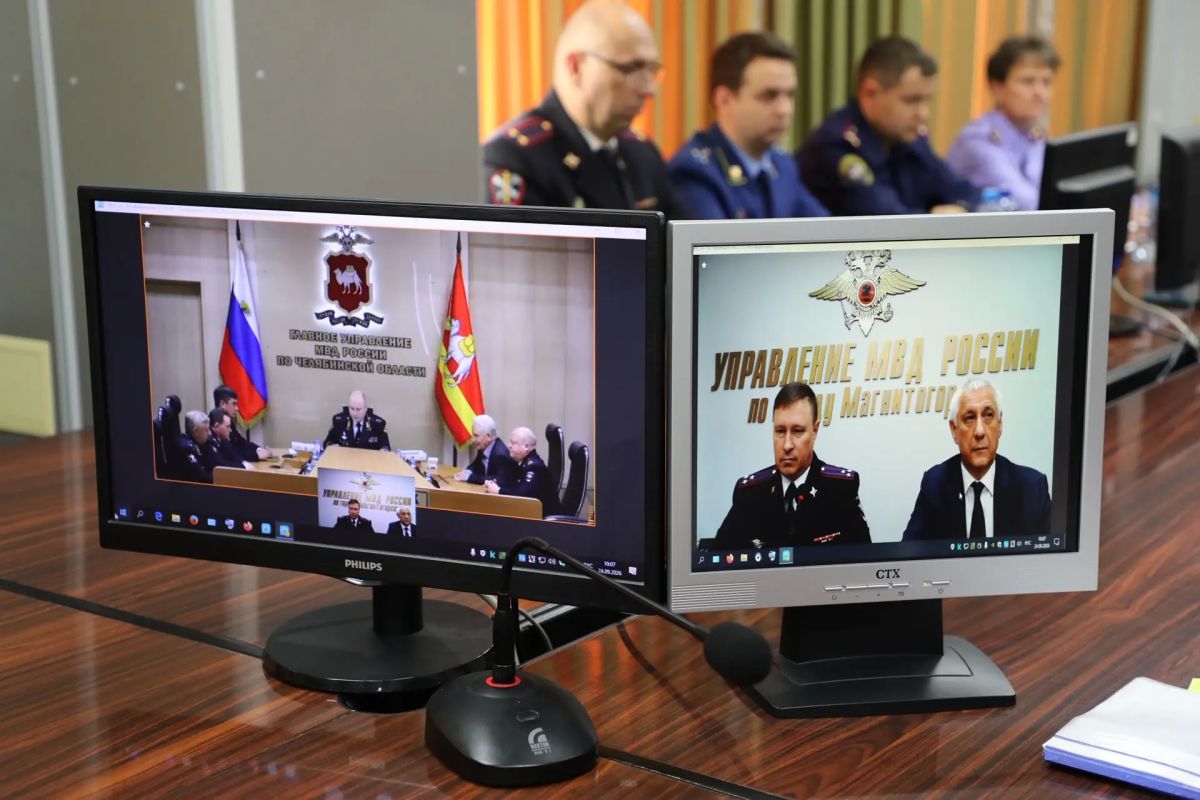Сегодня в режиме видеоконференции состоялось представление нового начальника Управления МВД России по Магнитогорску — полковника полиции Анатолия Ивановича Тульского Сегодня в режиме видеоконференции состоялось представление нового начальника Управления МВД России по Магнитогорску — полковника полиции Анатолия Ивановича Тульского