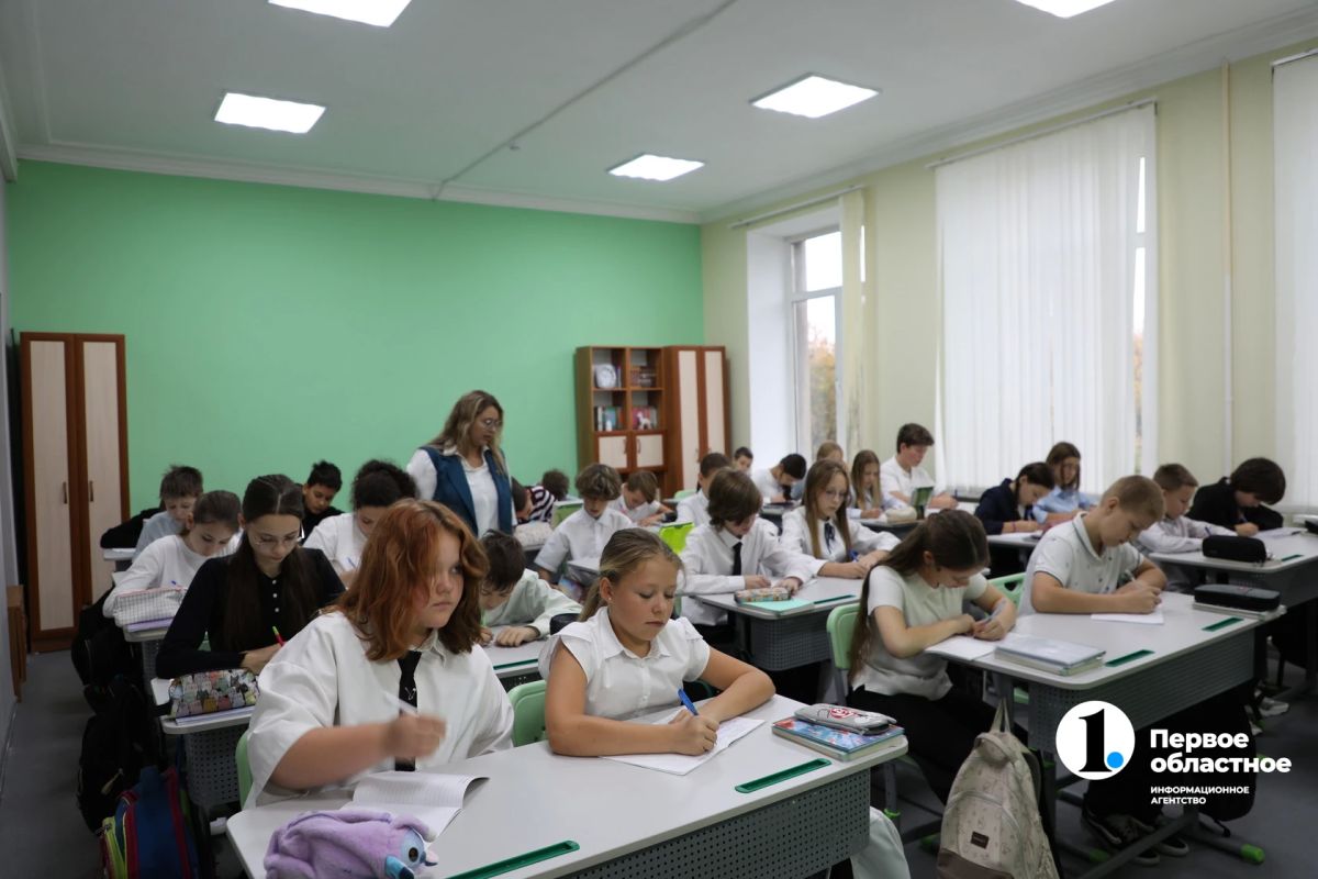 Педагог из Магнитогорска удостоена почетной грамоты ко Дню учителя Педагог из Магнитогорска удостоена почетной грамоты ко Дню учителя