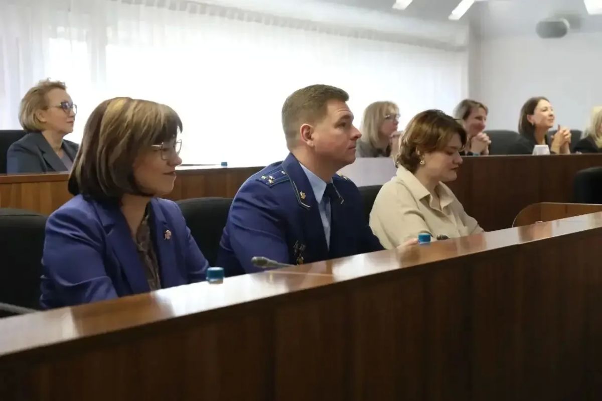 Прокурор Ленинского района города Магнитогорска принял участие в очередном заседании городского Собрания депутатов Прокурор Ленинского района города Магнитогорска принял участие в очередном заседании городского Собрания депутатов
